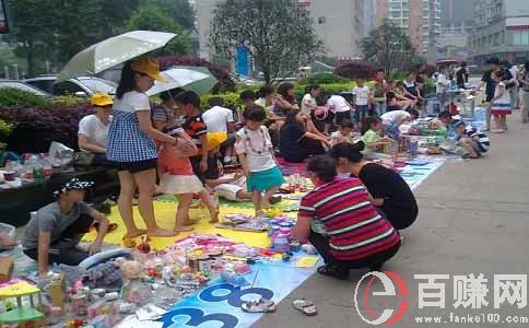 地攤什么賺錢?18種賺錢的擺地攤生意。 第2張