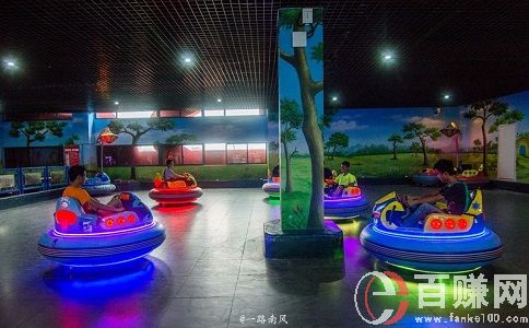 廣場擺攤兒童娛樂項目,掙錢按分鐘算!